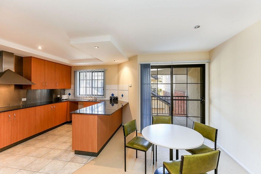 3/282 Darby Street, Cooks Hill NSW 2300, Image 2