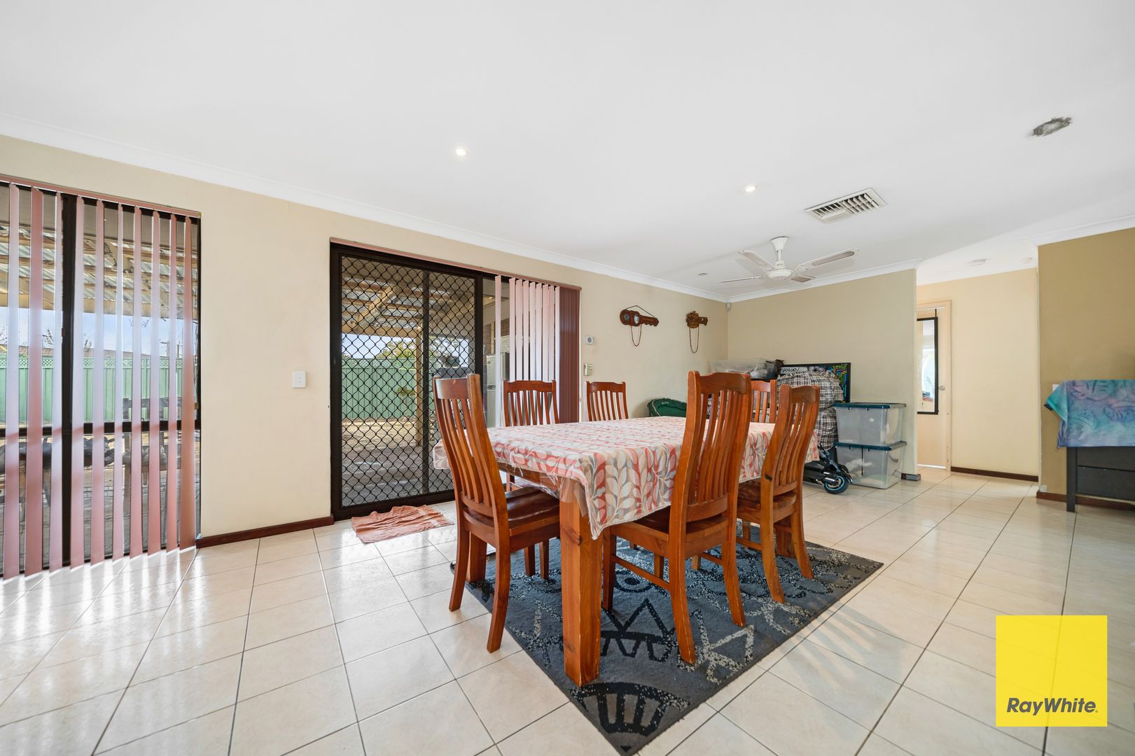 9 Laurina Place, Morley WA 6062, Image 2