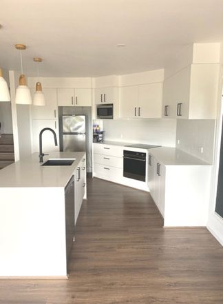 3 bedrooms House in 2 Paddington Drive CARRARA QLD, 4211