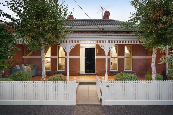 Picture of 28 Dinsdale Street, ALBERT PARK VIC 3206