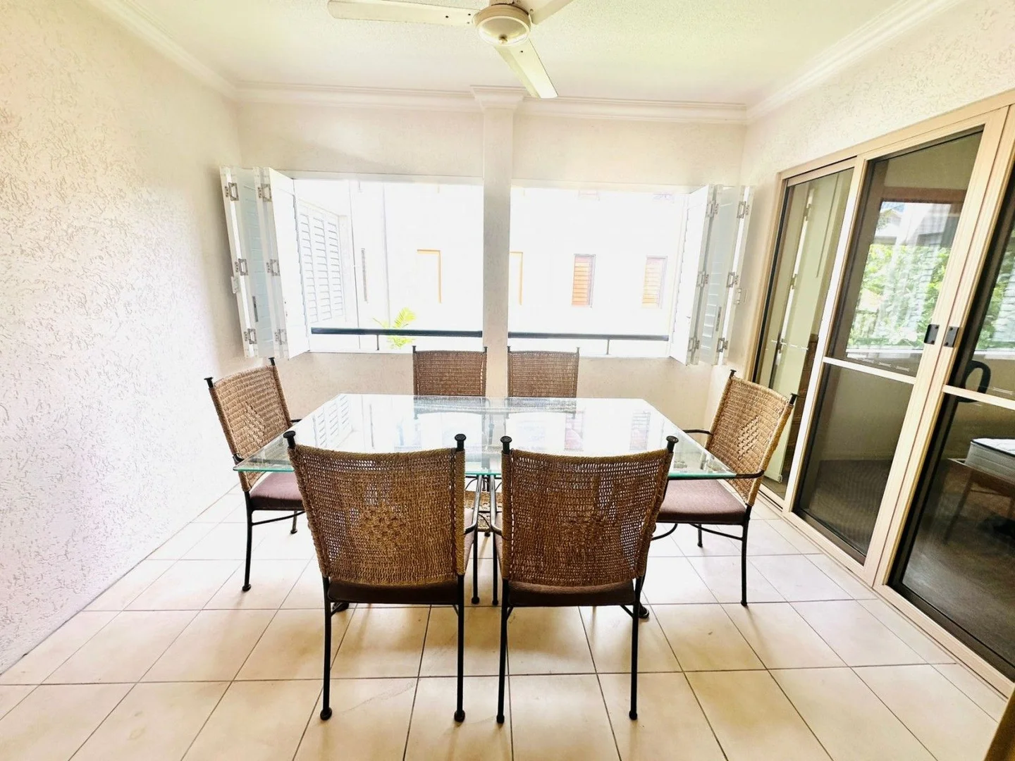 Additional image 6 of ID:21173546/29-33 Springfield Crescent, Manoora QLD 4870