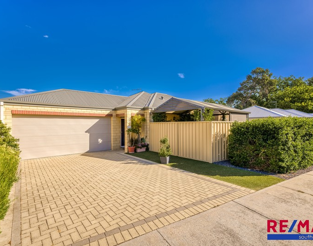 1/9 Pulchella Street, Wattle Grove WA 6107