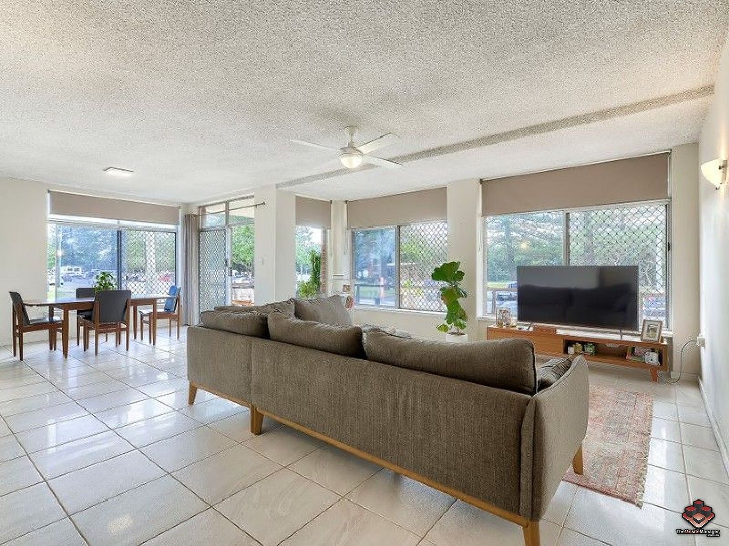 ID21125655/44 The Esplanade, Burleigh Heads QLD 4220 Apartment For Rent Domain