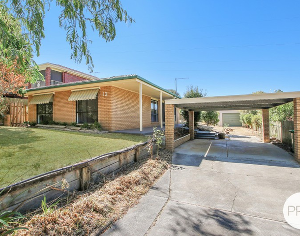 12 Mountain View Drive, Lavington NSW 2641