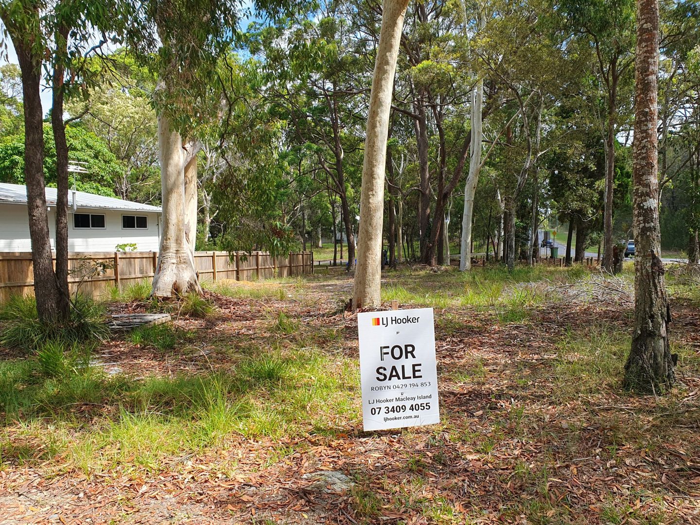 1 Noogie Street, Macleay Island QLD 4184 Domain