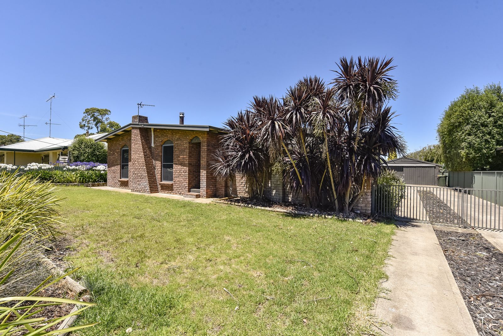 14 Davis Crescent, Penola SA 5277, Image 1