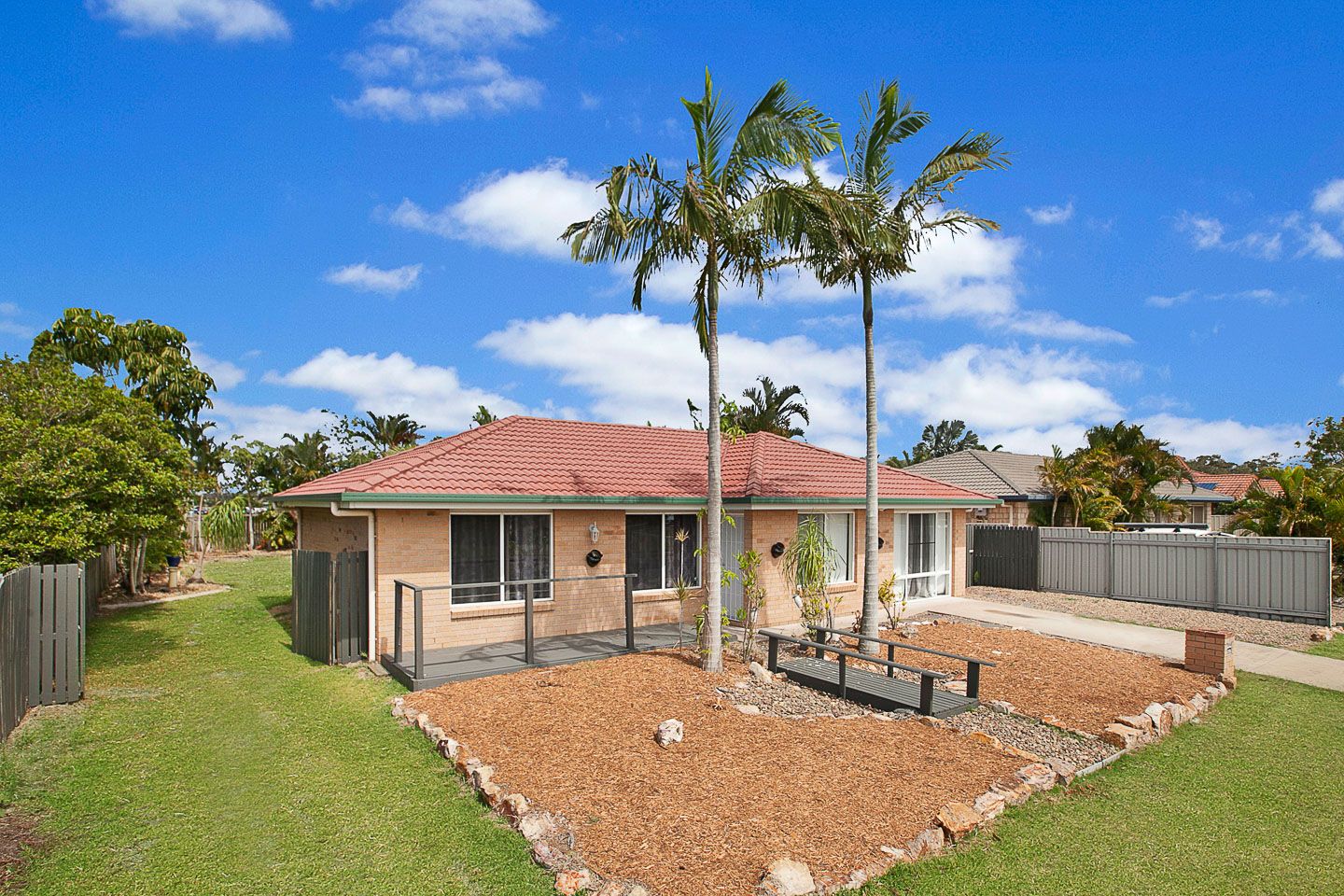 23 Wide Bay Drive, Eli Waters Property History & Address Research