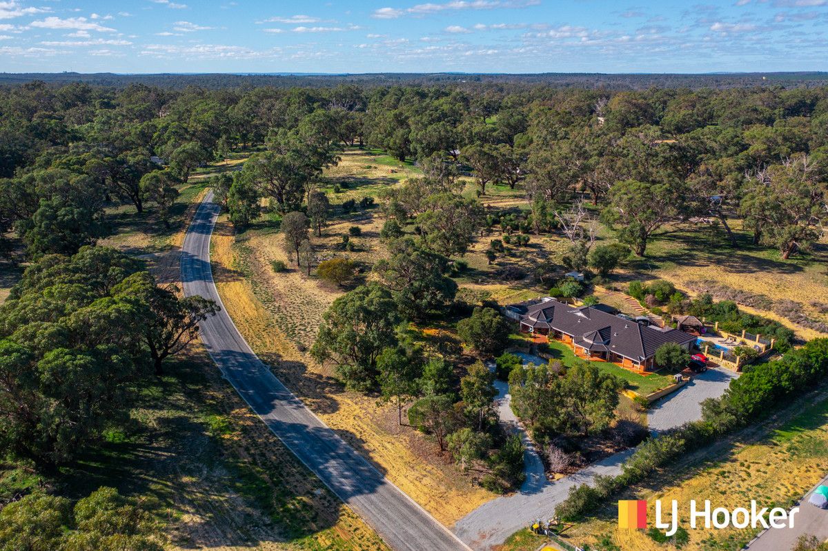 5 bedrooms House in 28 Birdsong Gate TWO ROCKS WA, 6037