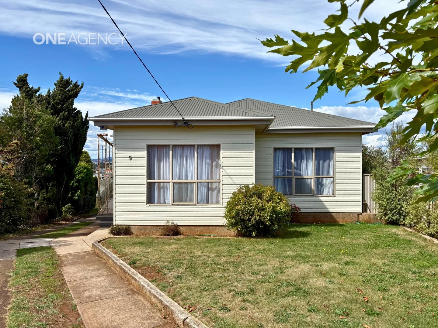 9 Murfet Crescent, Devonport TAS 7310