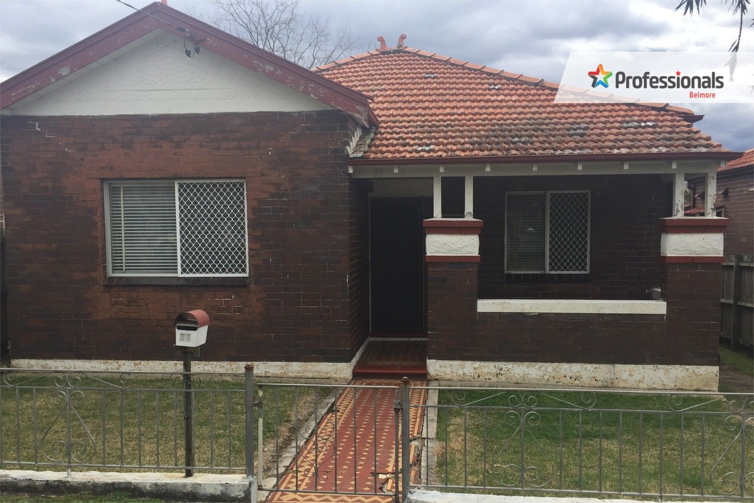 2 bedrooms House in 33 Yangoora Road BELMORE NSW, 2192
