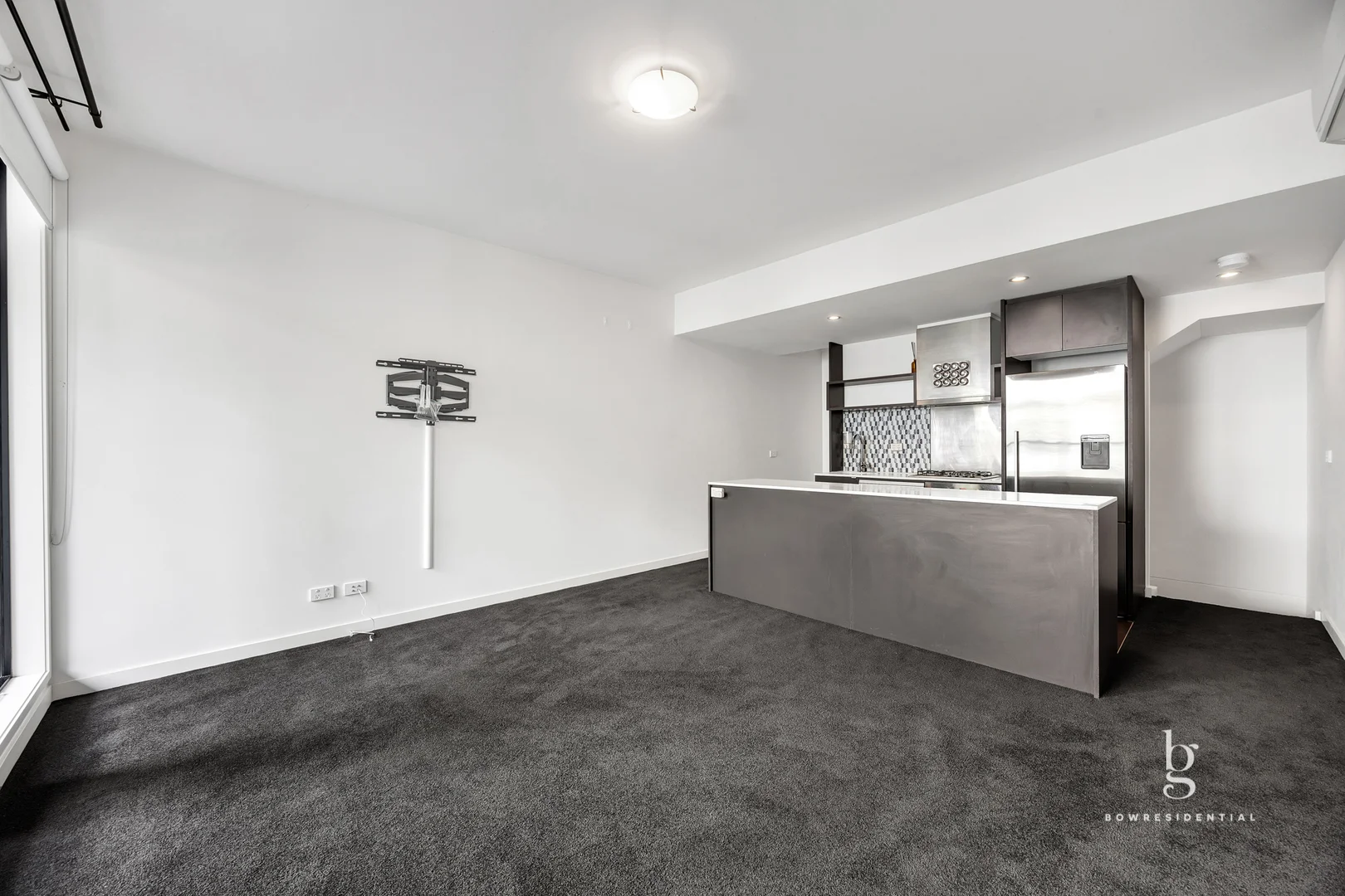 Additional image 8 of 27 Cirque Dr, Footscray VIC 3011