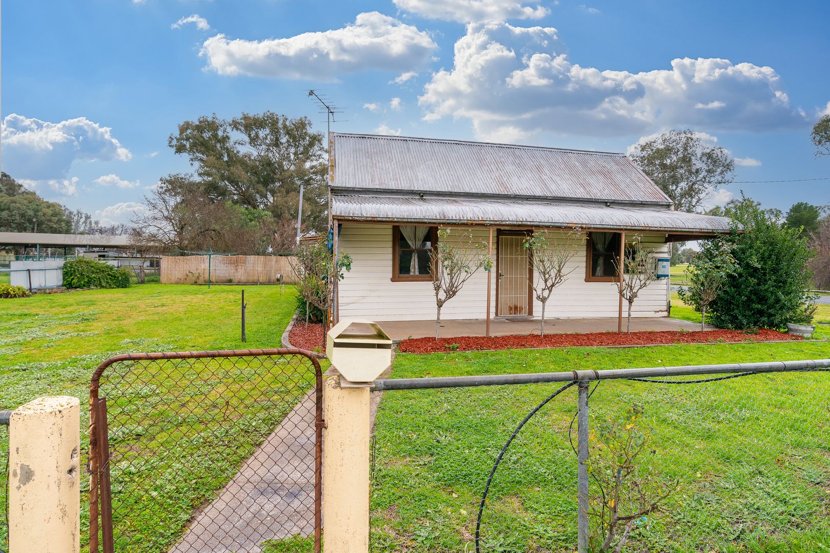 67 Young Street, Holbrook NSW 2644, Image 2