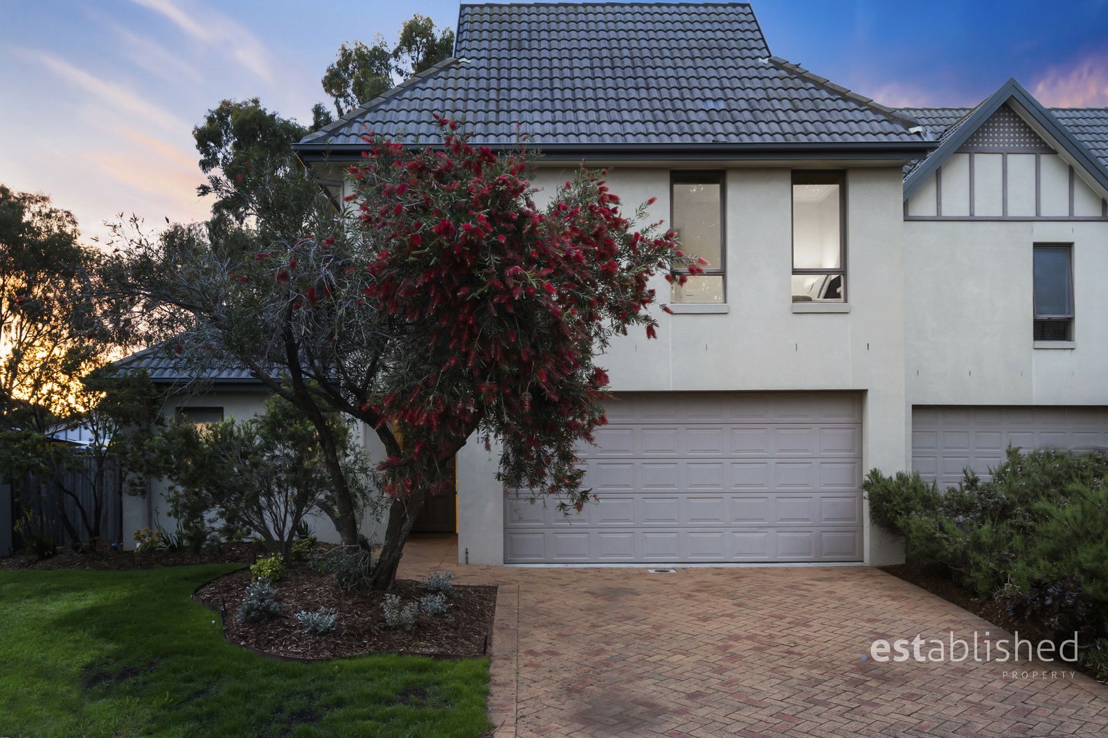 17/1 Greg Norman Drive, Sanctuary Lakes VIC 3030, Image 0