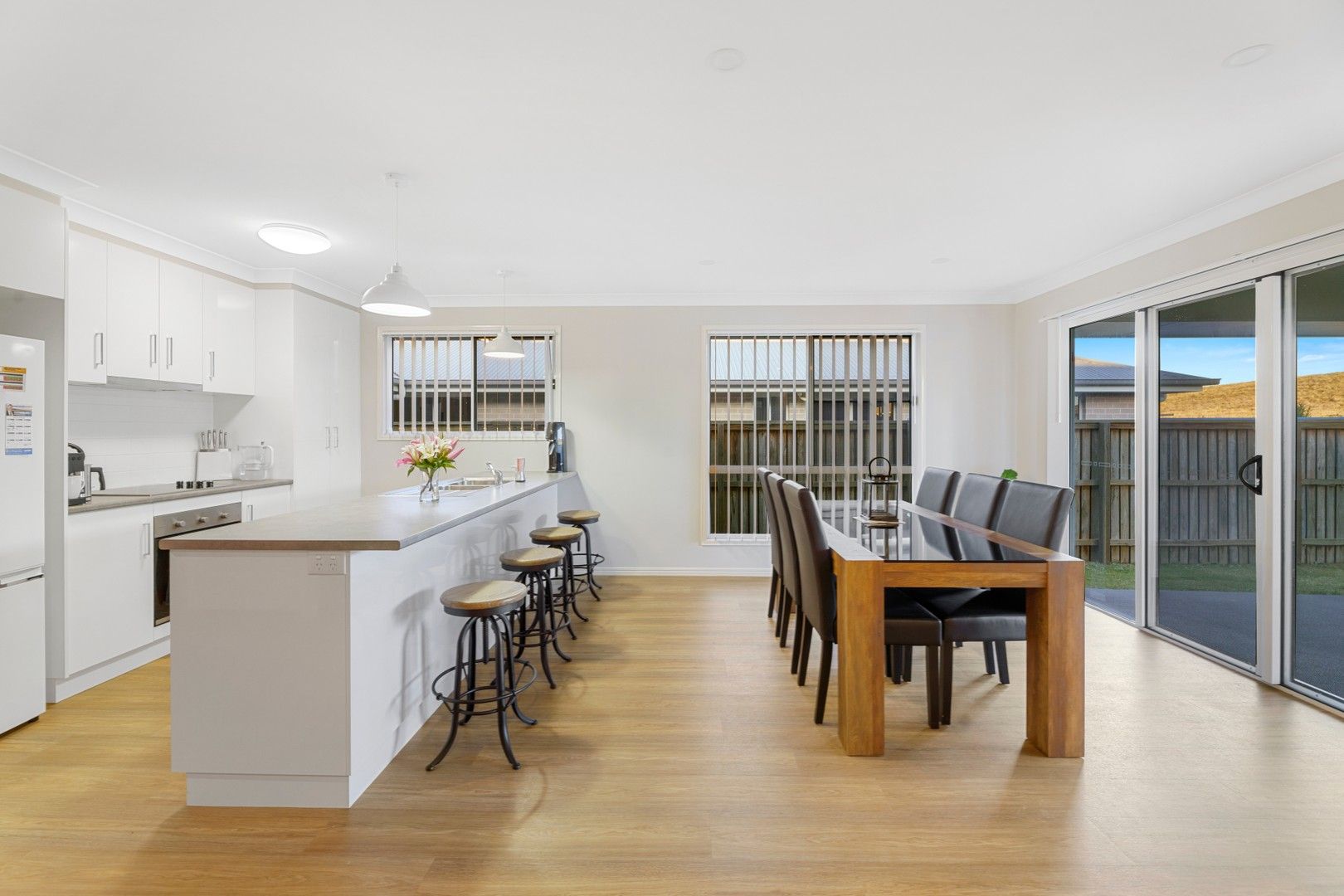 4 bedrooms House in 3 Box Drive COTSWOLD HILLS QLD, 4350
