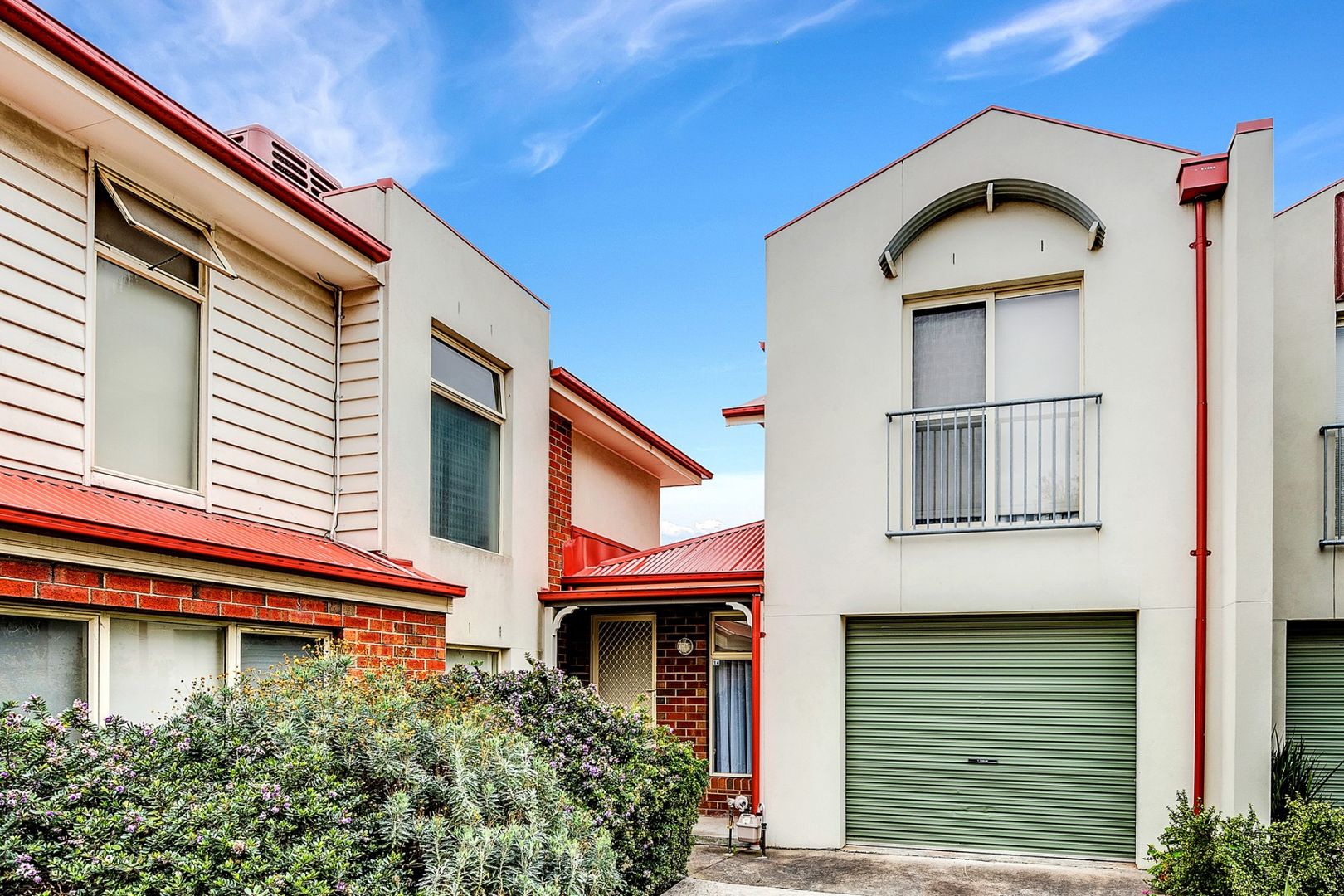 14/167173 Oshanassy Street, Sunbury Property History & Address