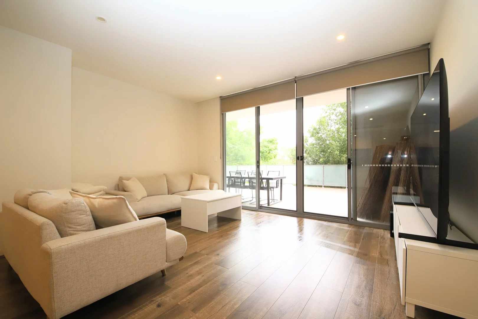 A102/2 Rowe Drive, Potts Hill NSW 2143