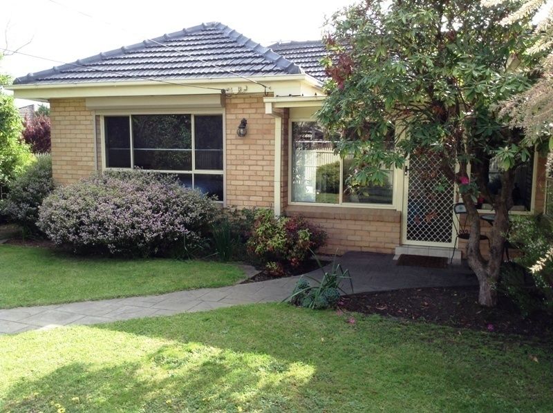 3 bedrooms House in 119 East Boundary Road BENTLEIGH EAST VIC, 3165