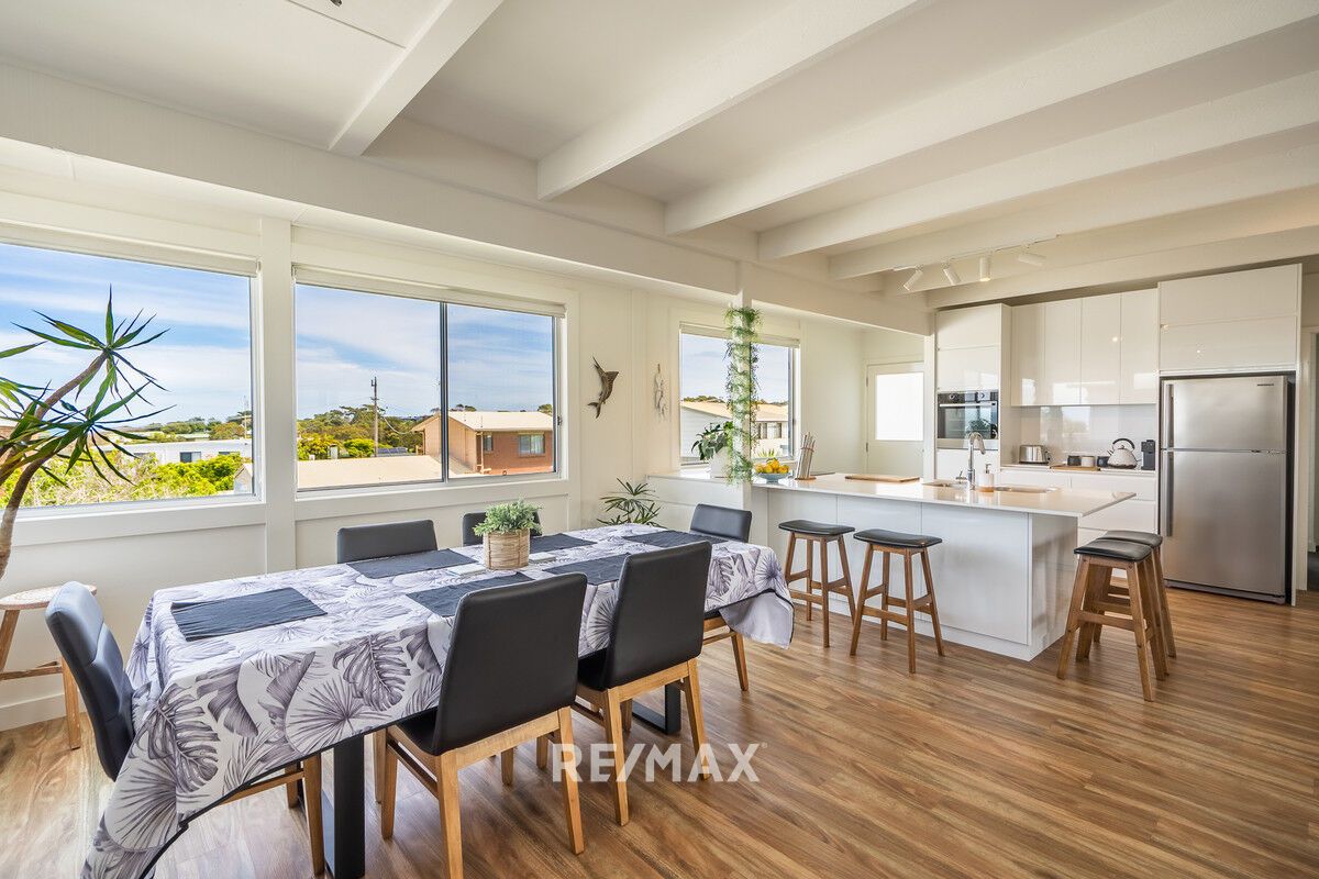 10 Lakeside Drive, Lake Tyers Beach VIC 3909 Domain