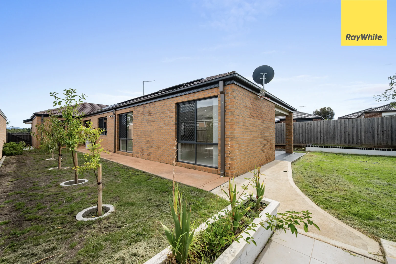 Additional image 16 of 15 Hinkler Crescent, Brookfield VIC 3338