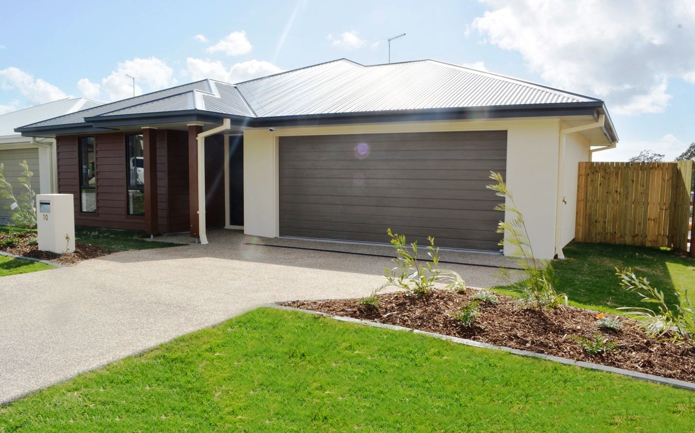 4 bedrooms House in 10 Graham Court PIMPAMA QLD, 4209