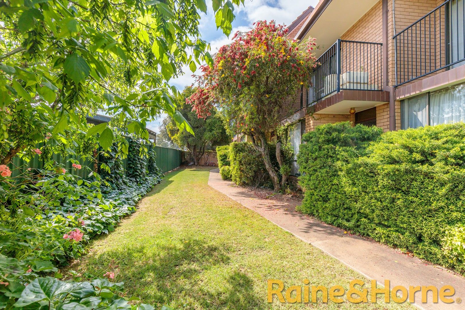 2 bedrooms Apartment / Unit / Flat in 3/144 Bourke Street DUBBO NSW, 2830