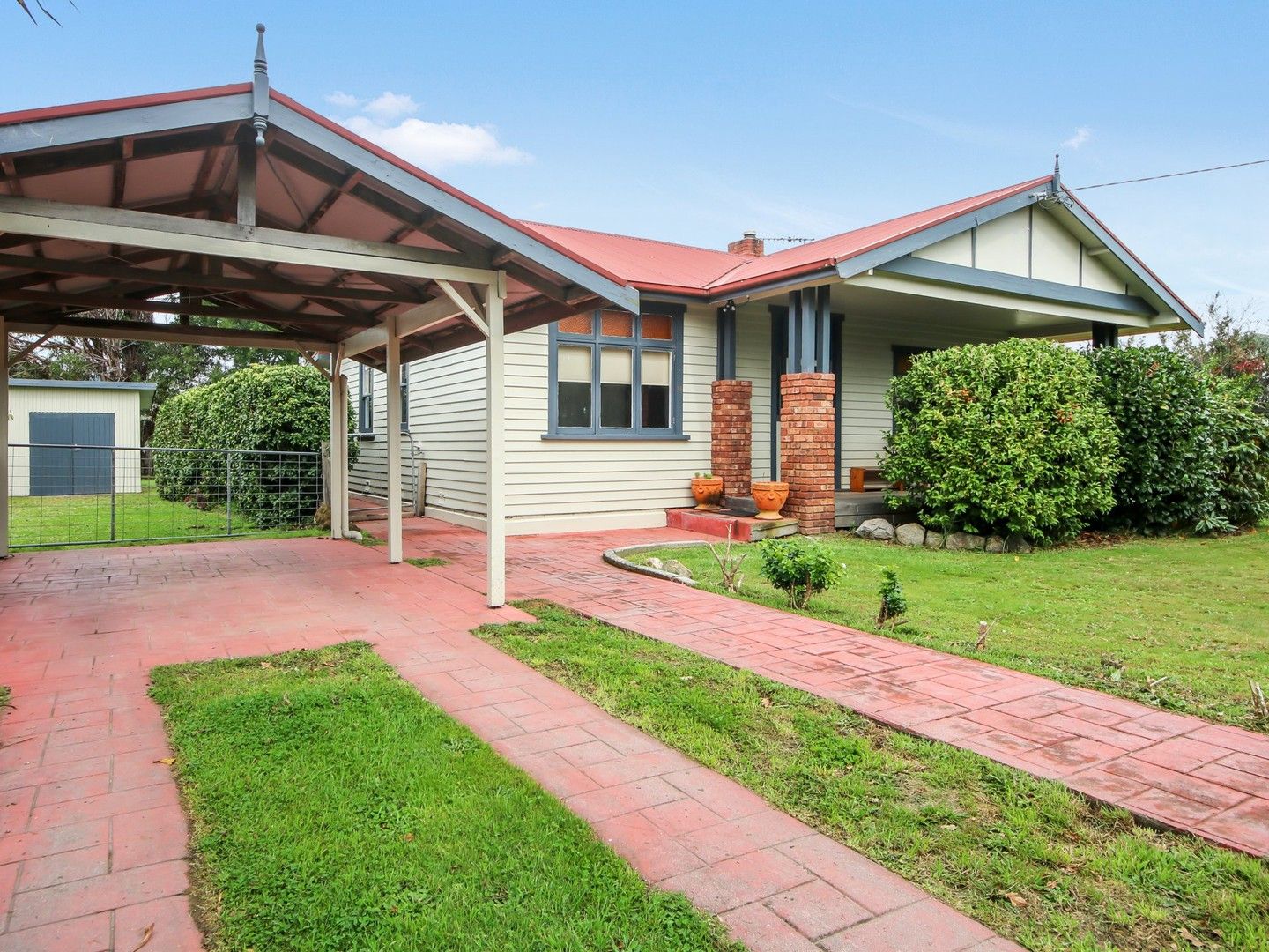 4 bedrooms House in 23 Tully Street ST HELENS TAS, 7216