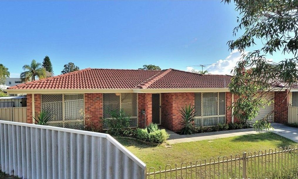 3 bedrooms House in 33 Ferguson Street MIDVALE WA, 6056