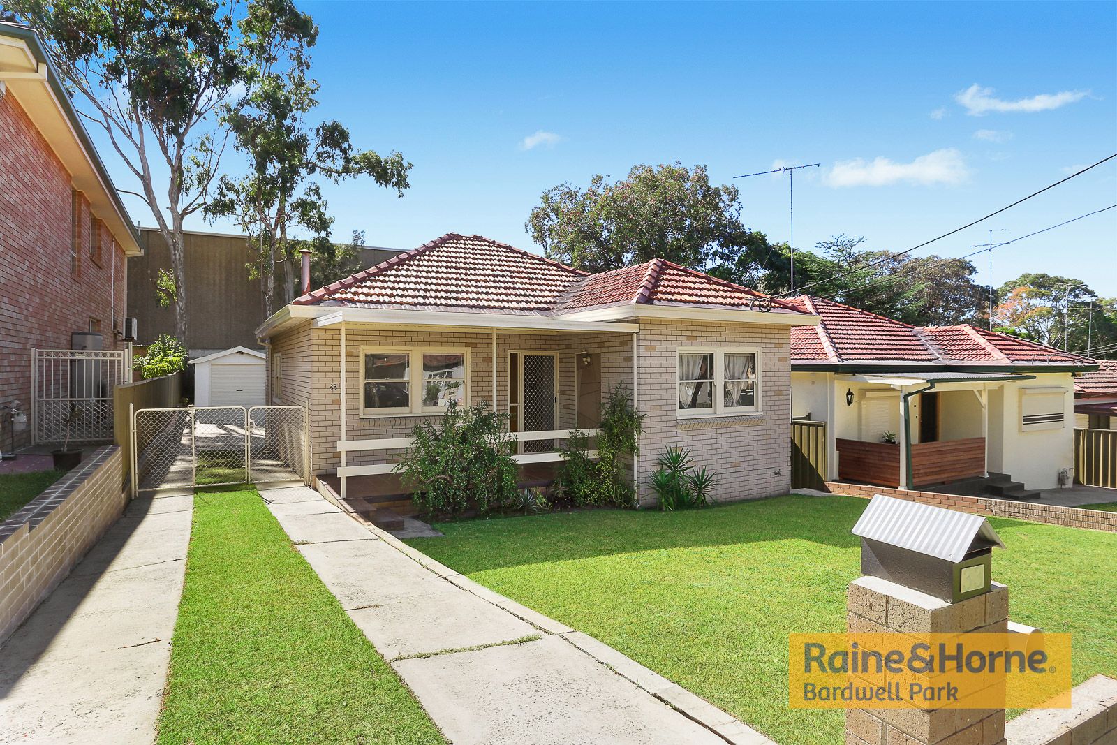 33 Glamis Street, Kingsgrove NSW 2208, Image 0