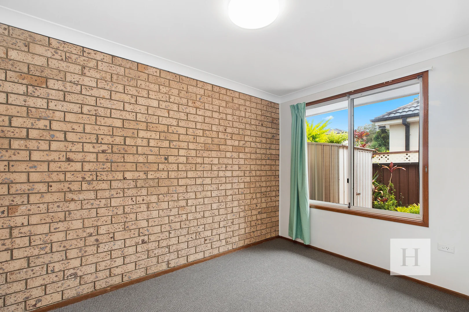 Additional image 4 of 5/6-8 Lake St, Budgewoi NSW 2262