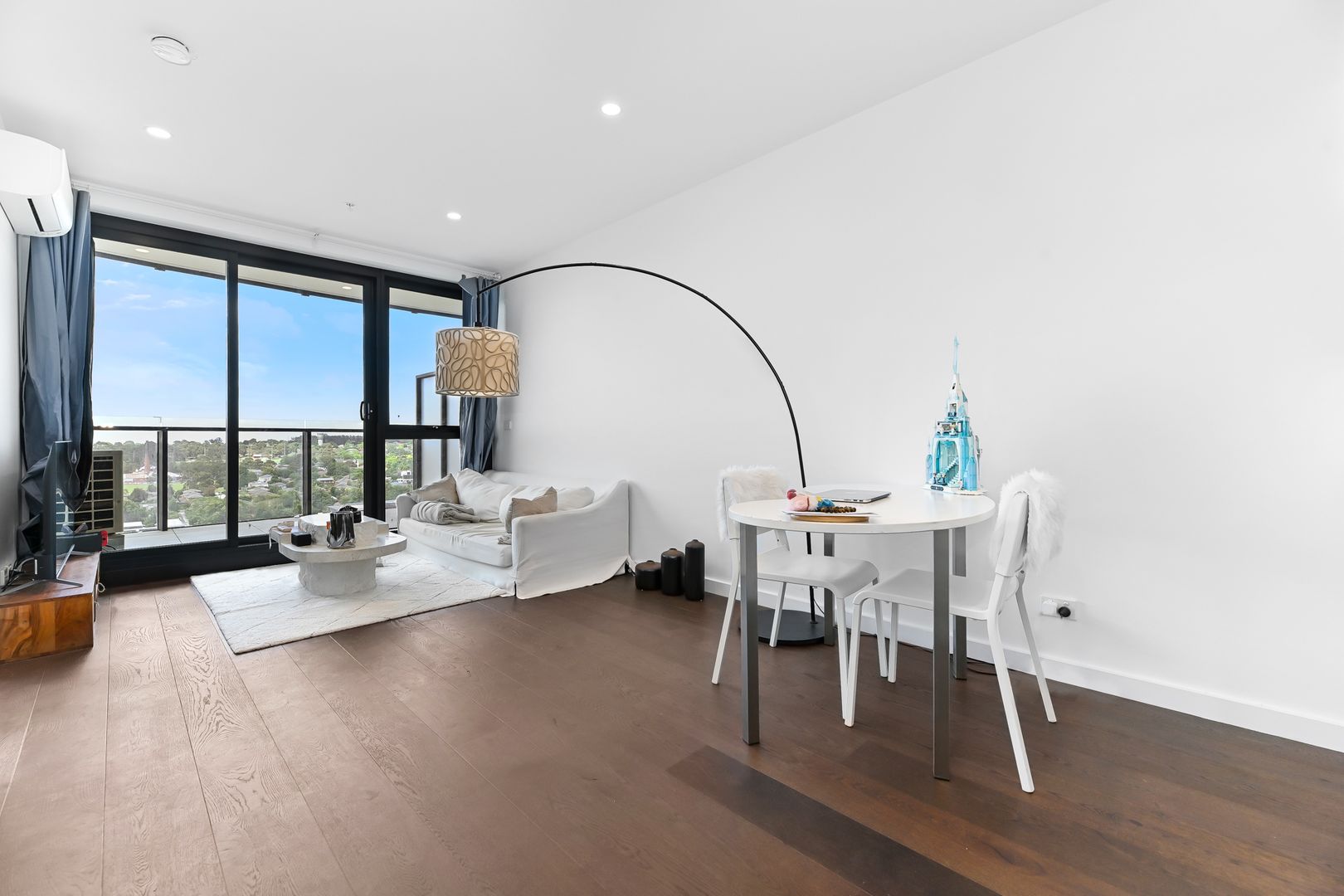 1613/828 Whitehorse Road, Box Hill VIC 3128, Image 1