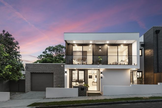 Picture of 18A Swan Street, GLADESVILLE NSW 2111