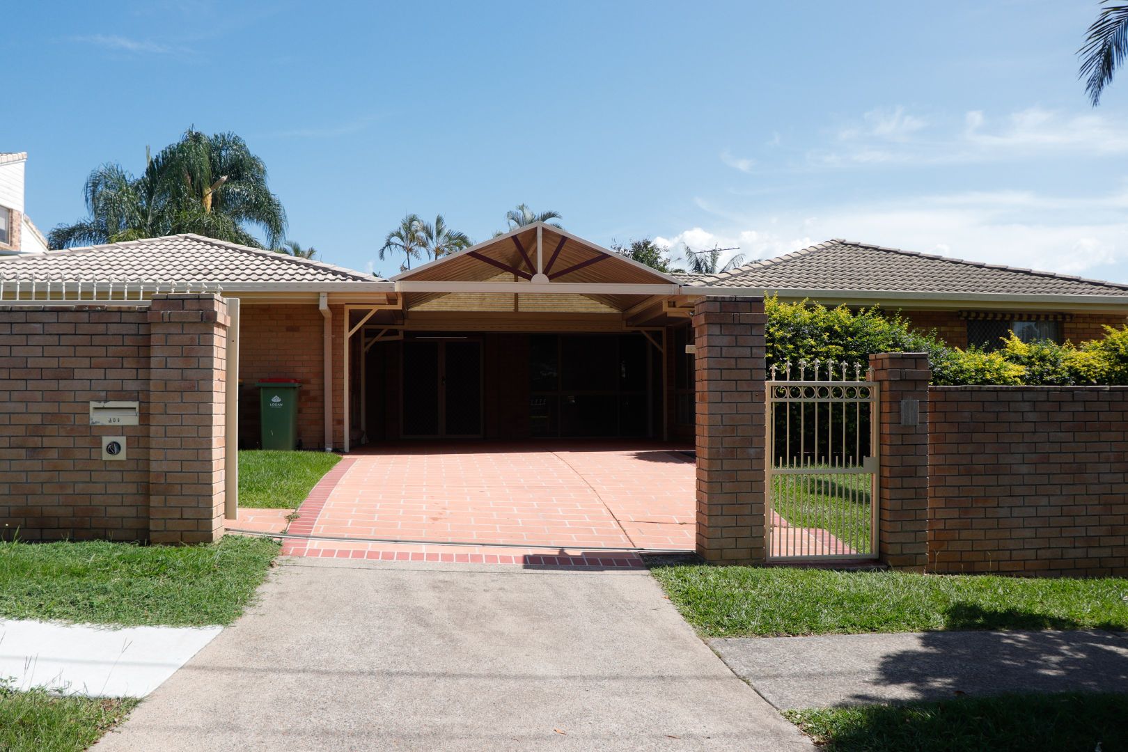 109 Chatswood Road, Daisy Hill Property History & Address Research