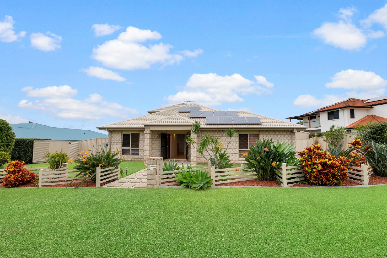 24 Townsville Crescent, Deception Bay Property History & Address