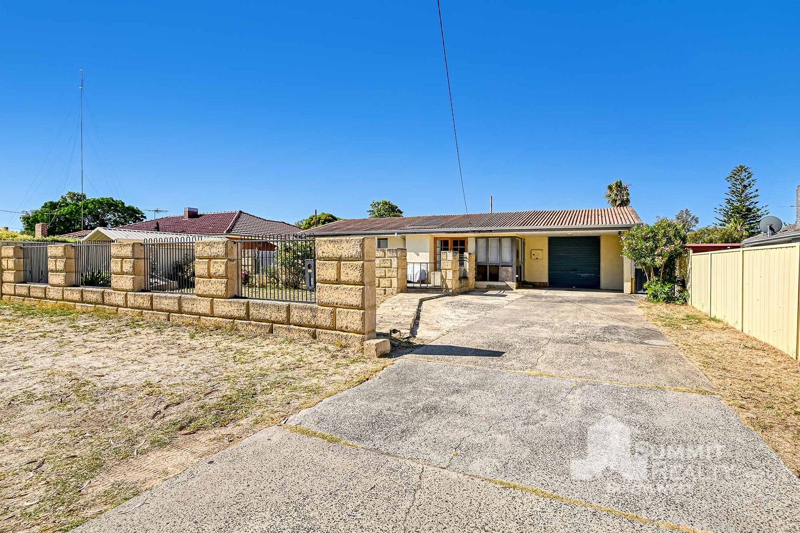 4 bedrooms House in 68 Hudson Road WITHERS WA, 6230