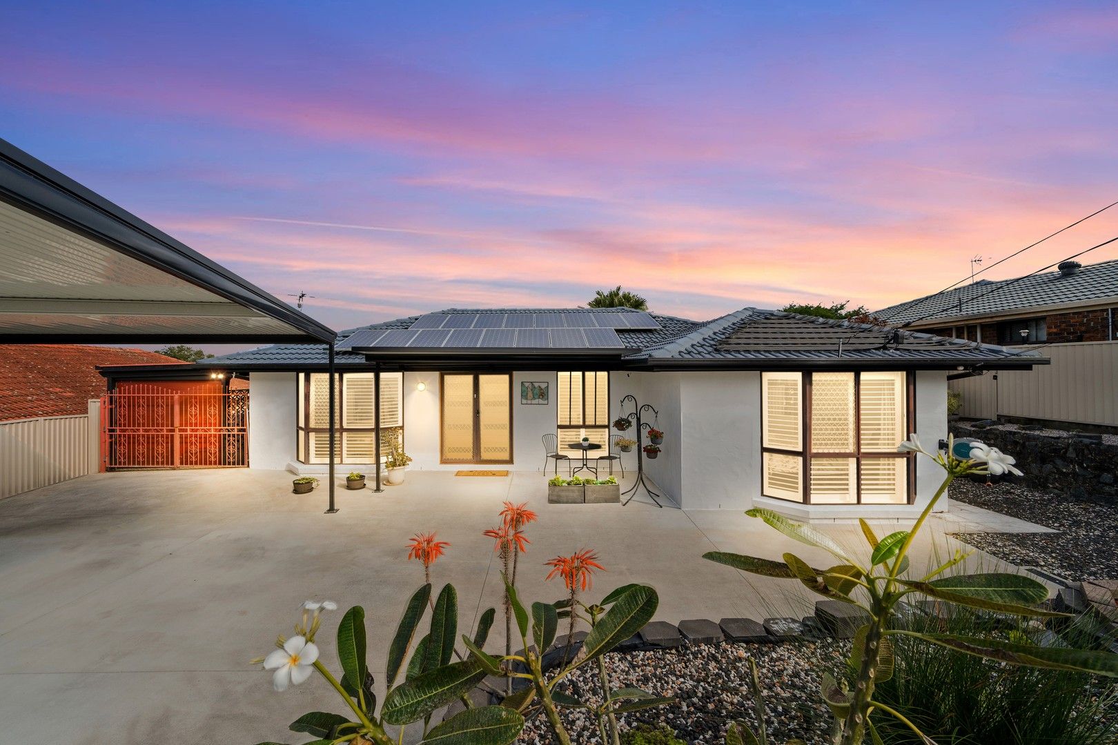3 bedrooms House in 16 Cocas Street REGENTS PARK QLD, 4118