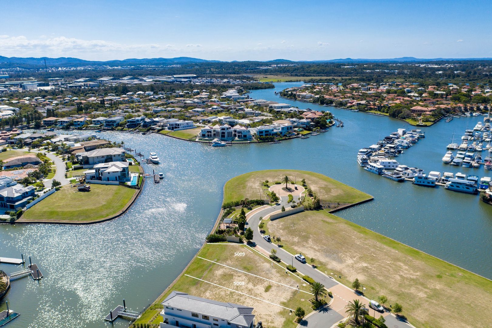 5009 Harbourview Drive, Hope Island QLD 4212 Domain