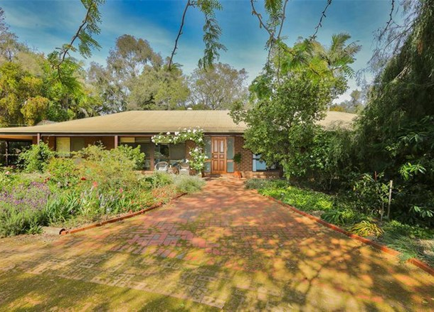 16 Moonah Court, Red Cliffs VIC 3496