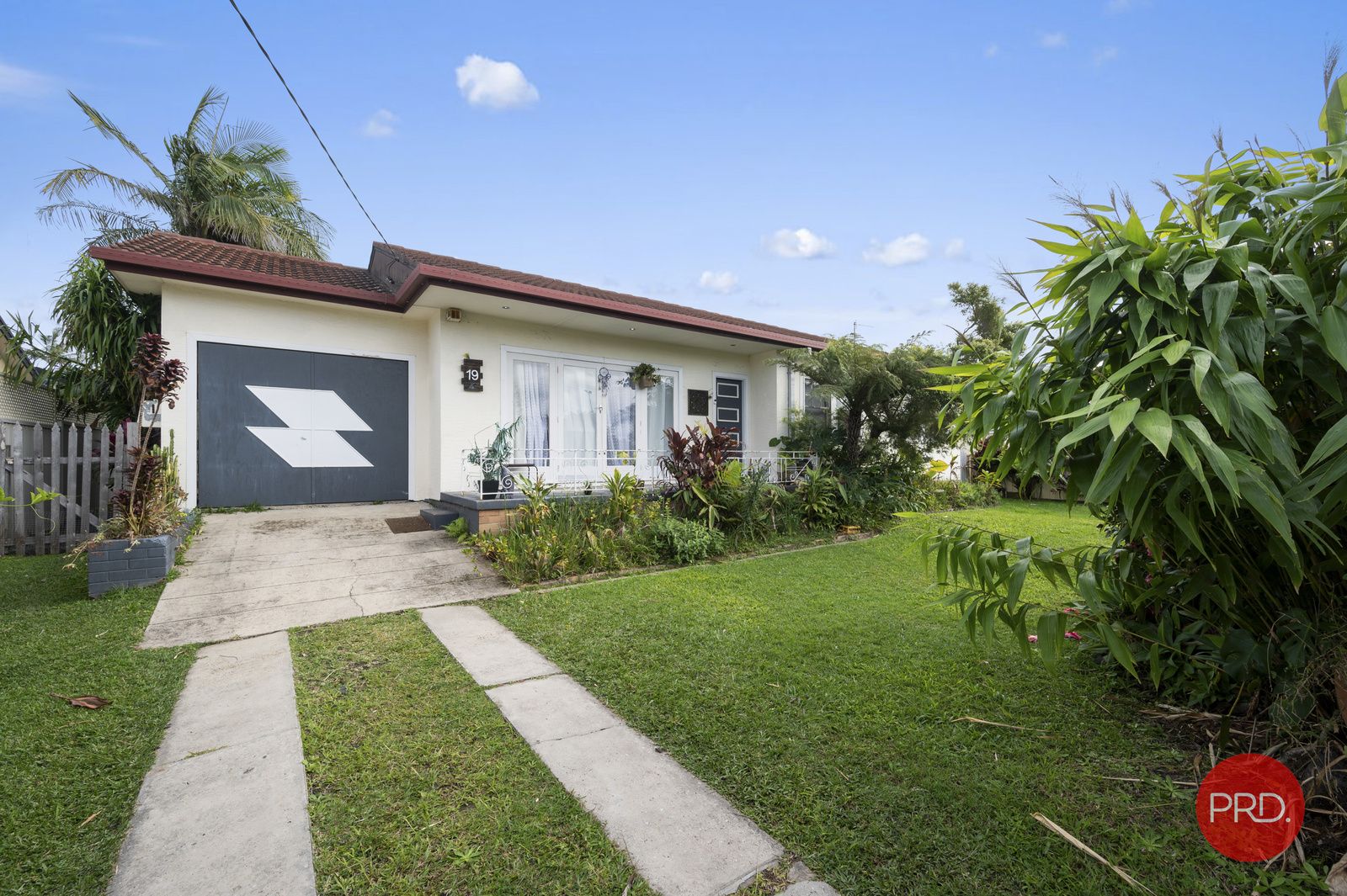 3 bedrooms House in 1/19 Azalea Avenue COFFS HARBOUR NSW, 2450