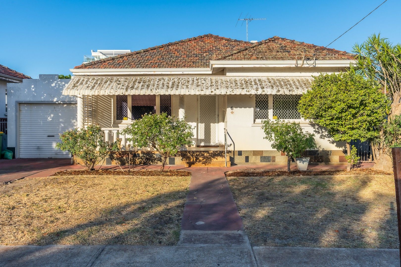 3 bedrooms House in 6 Drake St BAYSWATER WA, 6053