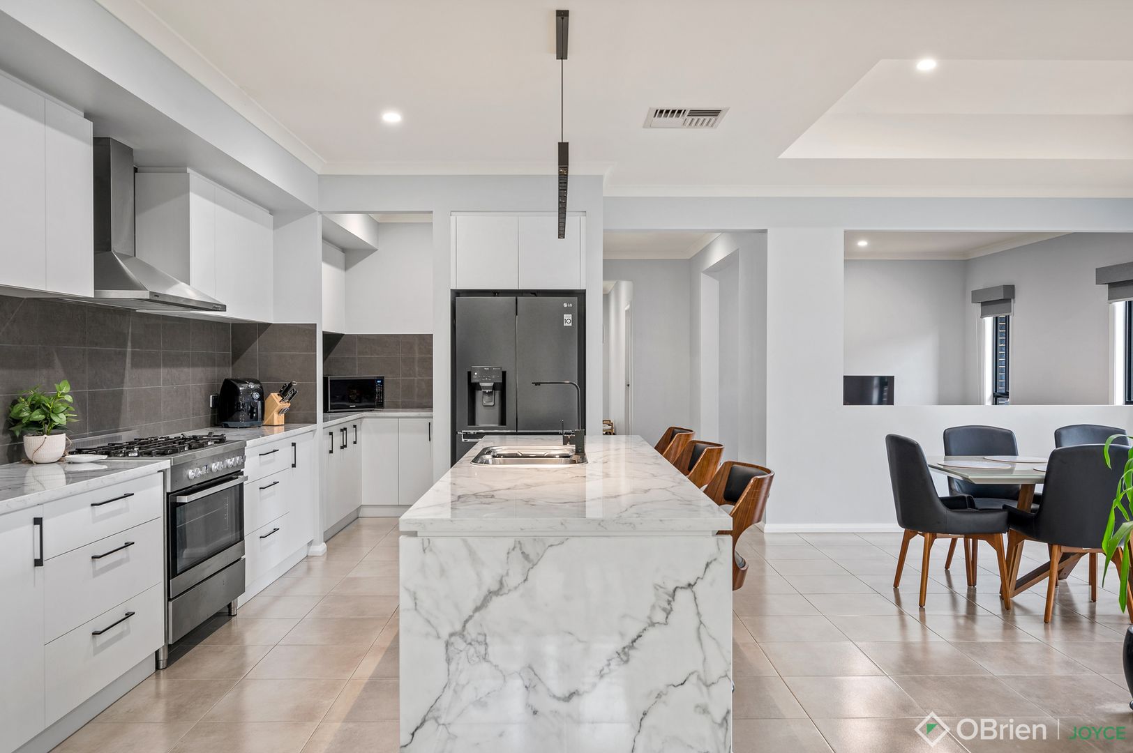 10 Sanctuary Court, Wangaratta VIC 3677 Domain