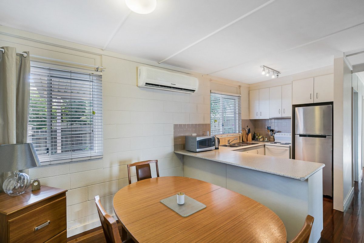 Units 1 & 2/15a Ipswich Street, East Toowoomba QLD 4350, Image 2