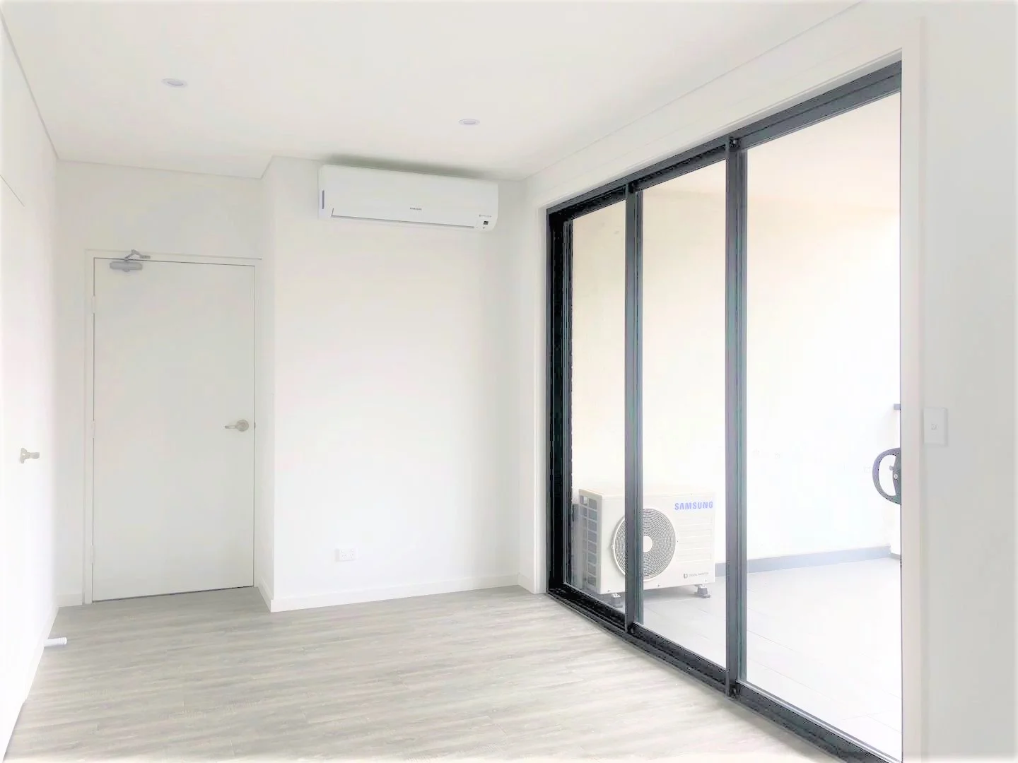 Additional image 3 of 4/128 Moore St, Liverpool NSW 2170