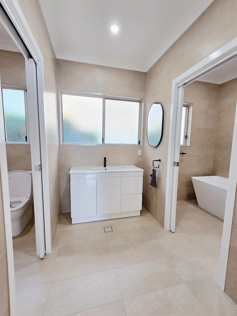 Additional image 6 of 1 White Pl, Figtree NSW 2525