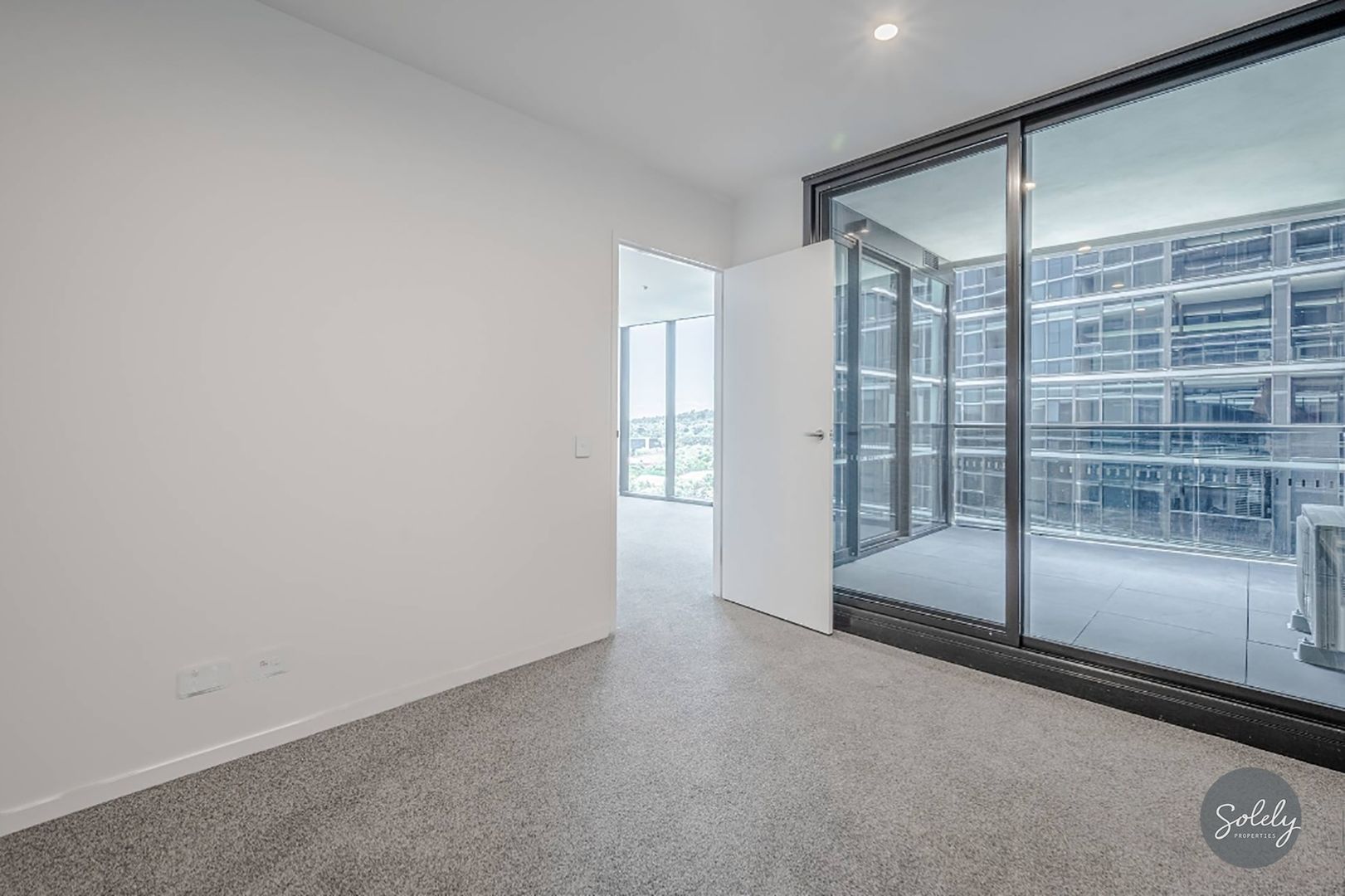 1522/15 Bowes Place, Phillip ACT 2606, Image 2