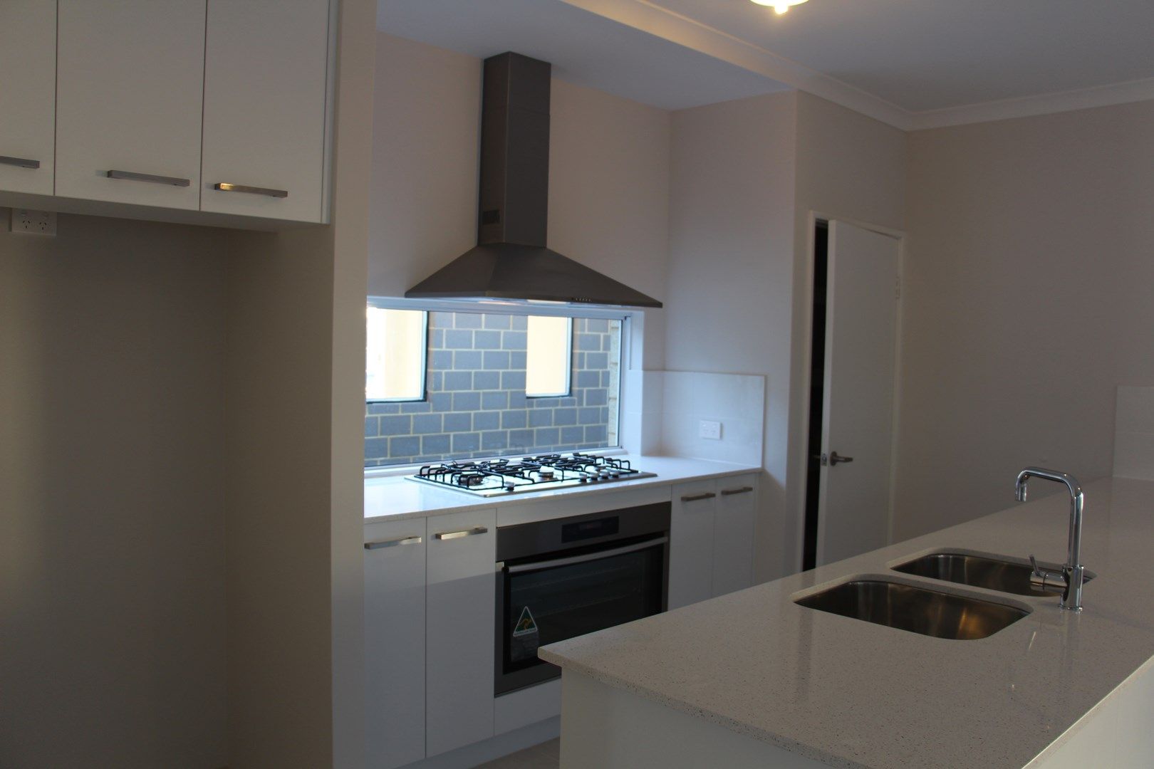 3 bedrooms House in 35 Vermont Grove WELLARD WA, 6170