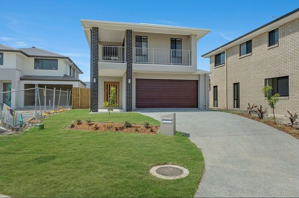 4 bedrooms House in 70 Flametree Cct ARUNDEL QLD, 4214