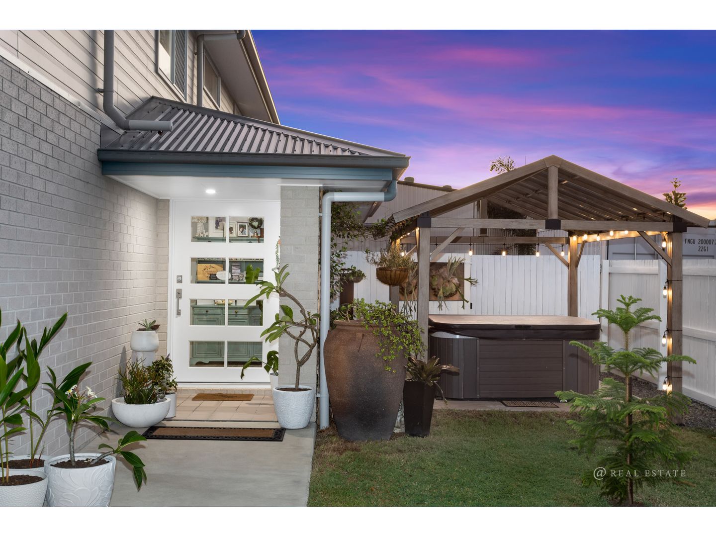 64 Marine Parade, Emu Park QLD 4710 Domain