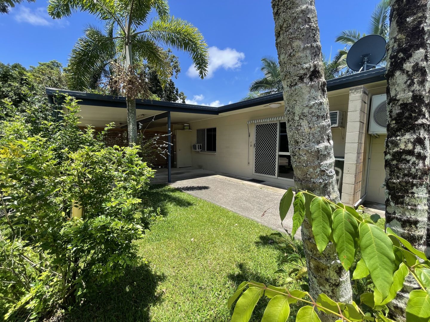 Unit 9/16 Wongaling Beach Rd, Wongaling Beach QLD 4852, Image 2