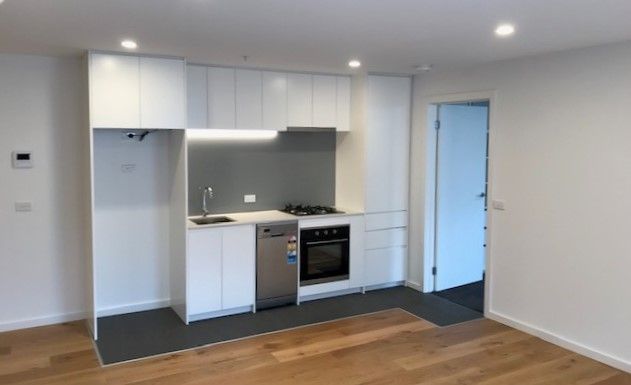 2 bedrooms Apartment / Unit / Flat in  OAKLEIGH VIC, 3166