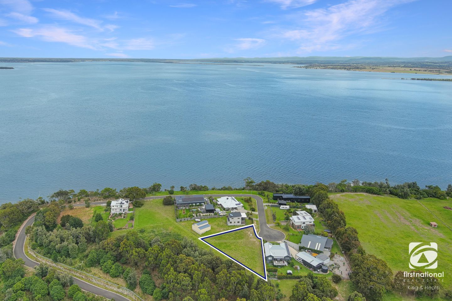 12B Lands End Grove, Metung VIC 3904 Domain